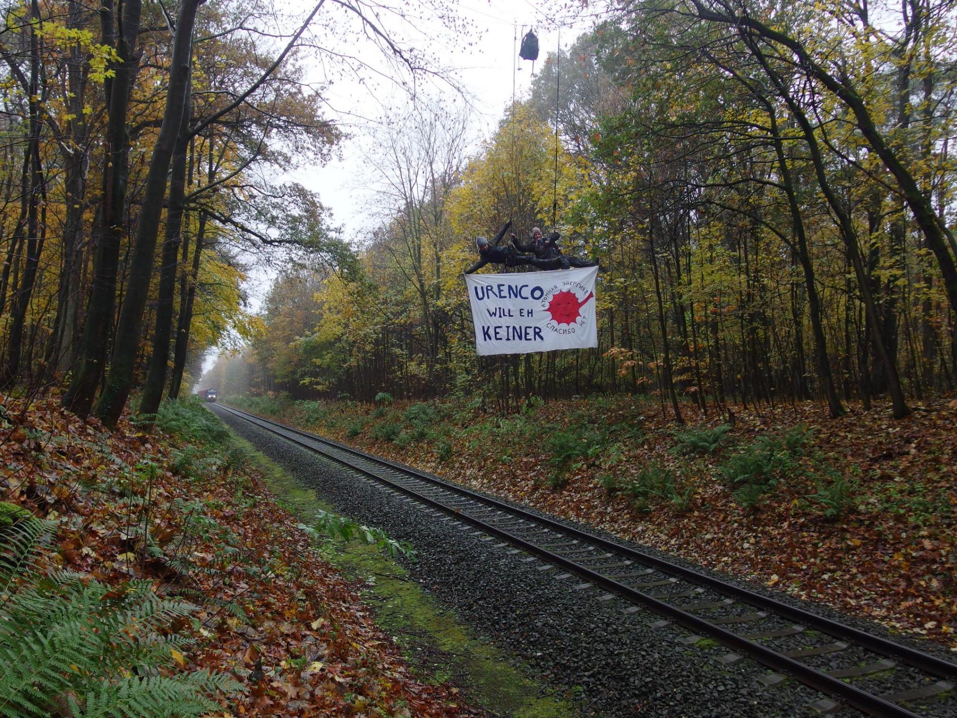 Kletteraktion gegen Urantransport aus Gronau nach Russland, nov. 2019